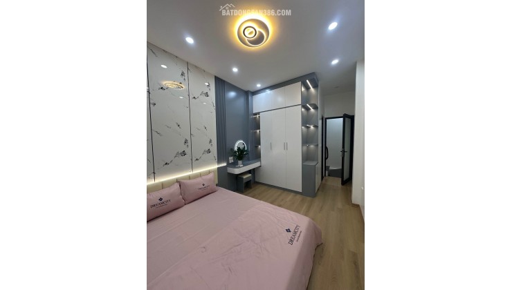 6 TỶ HƠN CÓ NHÀ GẦN HỒ BA MẪU 28m2 x 4T_NGÕ THÔNG THOÁNG_FULL NỘI THẤT_VỀ Ở NGAY